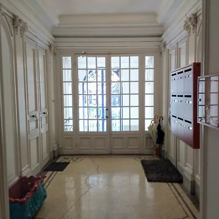 La Franklin Apartment